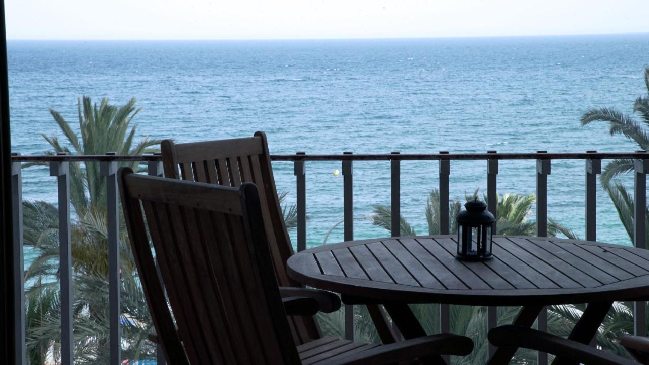 Apartamento Con Vistas Al Mar. Primera Linea De Playa. Aguadulce  Eksteriør bilde